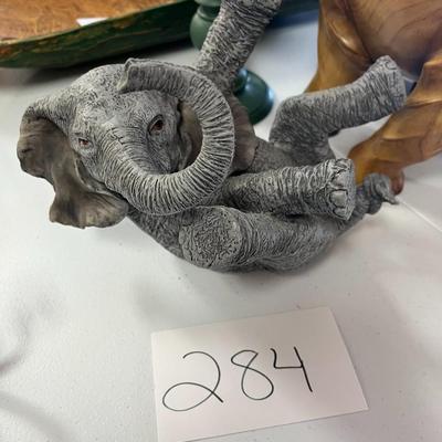 Gray Elephant Wine Bottle Holder