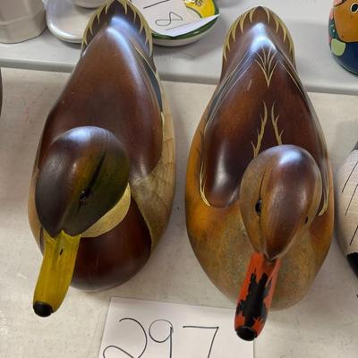 Set Of 2 Swan Quarter
