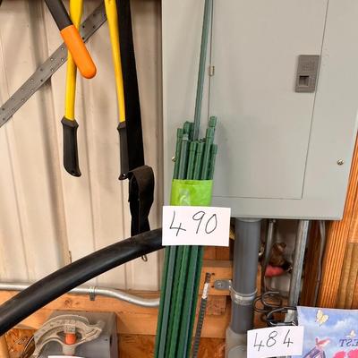Variety Size Bundle Of Green Garden Stakes