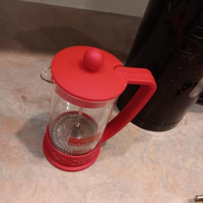 BODUMM FRENCH PRESS AND COFFEE/WATER WARMER