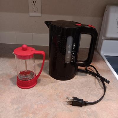 BODUMM FRENCH PRESS AND COFFEE/WATER WARMER