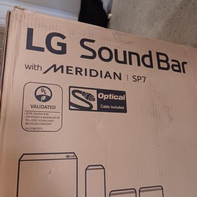 NEW IN SEALED BOX LG SOUND BAR WITH MERIDIAN