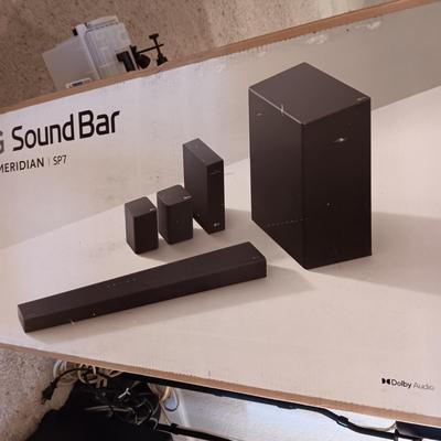 NEW IN SEALED BOX LG SOUND BAR WITH MERIDIAN