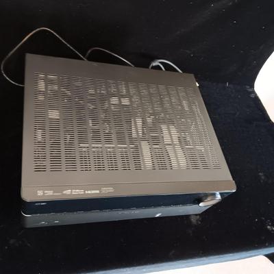 HARMAN KARDON RECEIVER W/REMOTE