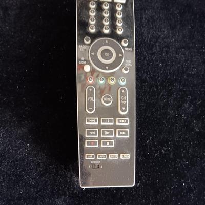 HARMAN KARDON RECEIVER W/REMOTE