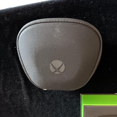 XBOX ELITE WIRELESS CONTROL WITH CASE