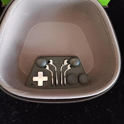 XBOX ELITE WIRELESS CONTROL WITH CASE