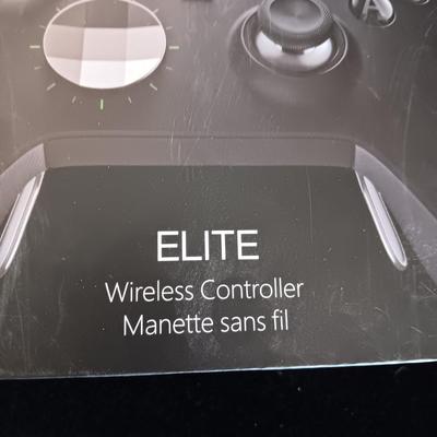 XBOX ELITE WIRELESS CONTROL WITH CASE