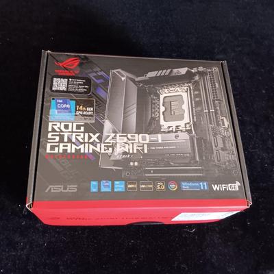 ROG STRIX Z690 GAMING WIFI