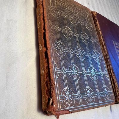 Antique Books + Bookends - Marcus Aurelius Antoninus & More (2L-RG)