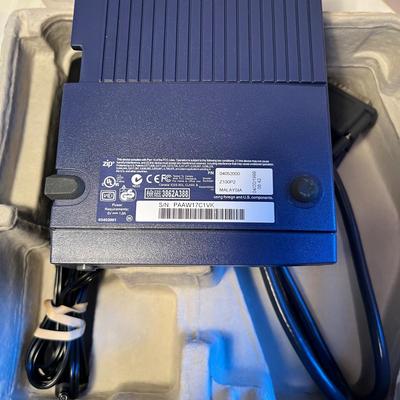 Zip 100 Portable Storage For PCs (2L-RG)