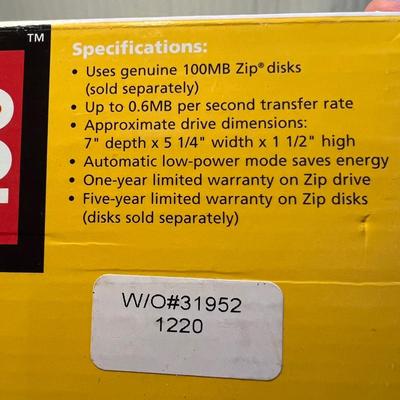 Zip 100 Portable Storage For PCs (2L-RG)