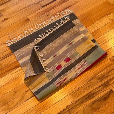 Neutral Tones Woven Small Area Rug & More (2L-RG)