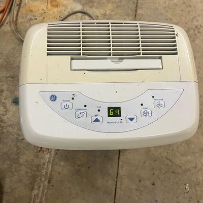 General Electric Dehumidifier (2G1-MG)