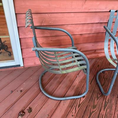 Matching Pair of Green Metal Patio Chairs (2L-RG)
