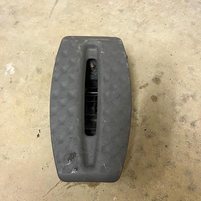 Thule Kayak Saddle Attachments for Roof Rack w/ Straps (2G1-MG)