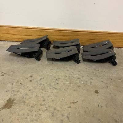 Thule Kayak Saddle Attachments for Roof Rack w/ Straps (2G1-MG)