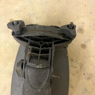 Thule Kayak Saddle Attachments for Roof Rack w/ Straps (2G1-MG)