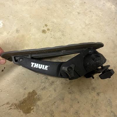 Thule Kayak Saddle Attachments for Roof Rack w/ Straps (2G1-MG)