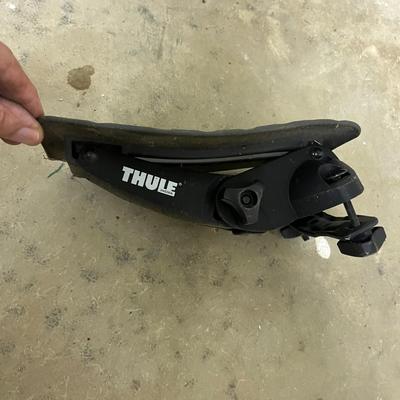 Thule Kayak Saddle Attachments for Roof Rack w/ Straps (2G1-MG)