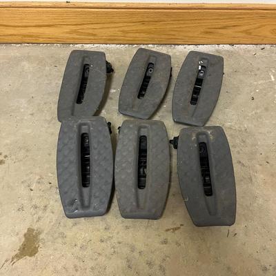 Thule Kayak Saddle Attachments for Roof Rack w/ Straps (2G1-MG)