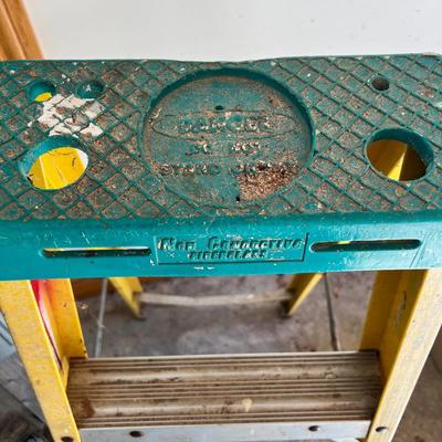 Ladder & Saw Horses (G-MK)