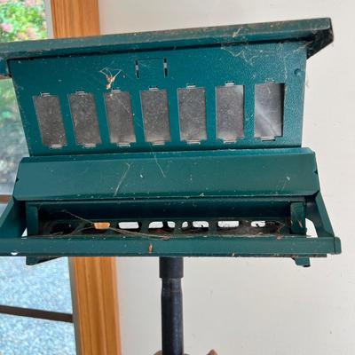 Bird Feeder & More Garden Decor (G-MK)