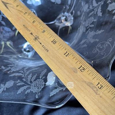 Lot 30 Cambridge Large bowls