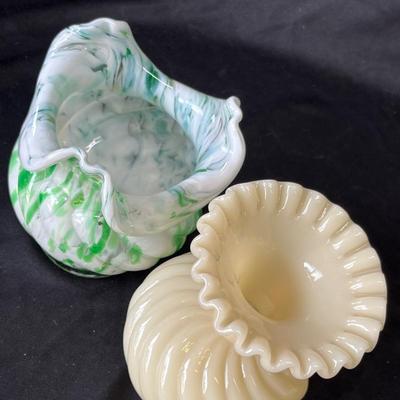 Lot 36 Art Glass vases