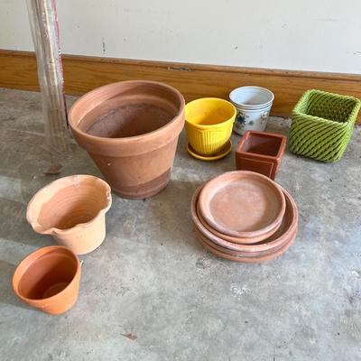 Gardening Hand Tools, Pots, and More (G-MK)