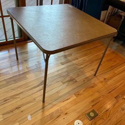 Samsonite Folding Card Table Plus Four Folding Chairs (L2-RG)