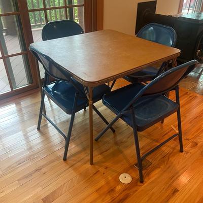 Samsonite Folding Card Table Plus Four Folding Chairs (L2-RG)