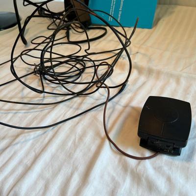 Soloist Universal Sound System & Sirius Satellite Radio (L2-RG)