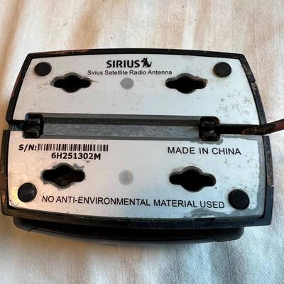 Soloist Universal Sound System & Sirius Satellite Radio (L2-RG)