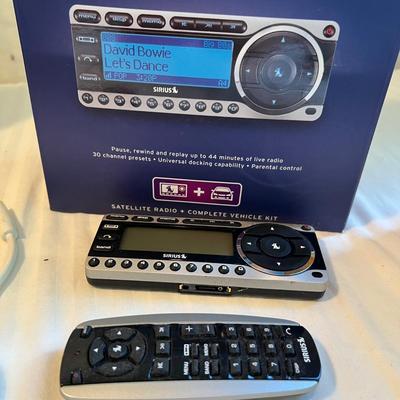 Soloist Universal Sound System & Sirius Satellite Radio (L2-RG)
