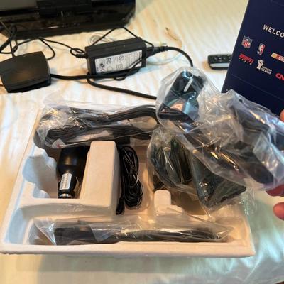 Soloist Universal Sound System & Sirius Satellite Radio (L2-RG)