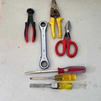 Large Assortment of Hardware, Paint Supplies & More (G-MK)