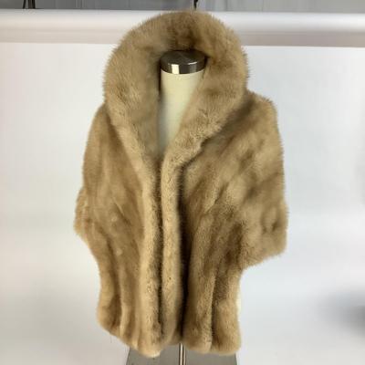 596 Mink Stole Light Tan