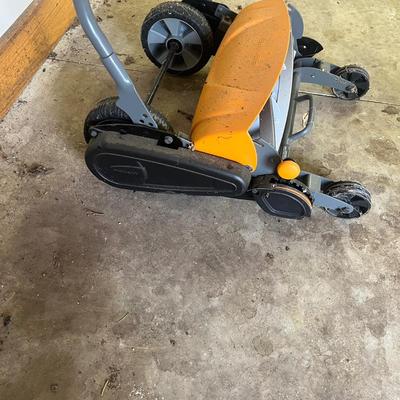 Fiskars & Husqvarna Reel Mowers (2G2-MG)