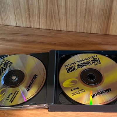 Microsoft Gaming Joystick, Flight Simulator, Myst and more Games Plus Books (L2-RG)