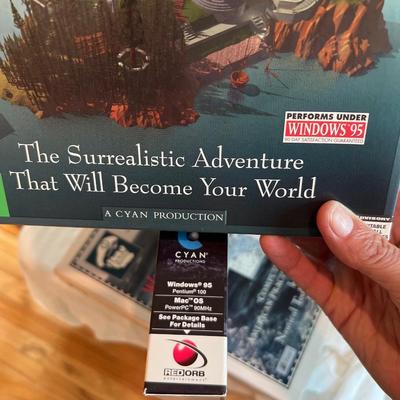 Microsoft Gaming Joystick, Flight Simulator, Myst and more Games Plus Books (L2-RG)