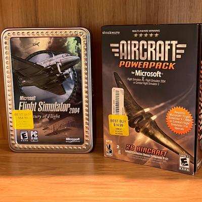 Microsoft Gaming Joystick, Flight Simulator, Myst and more Games Plus Books (L2-RG)