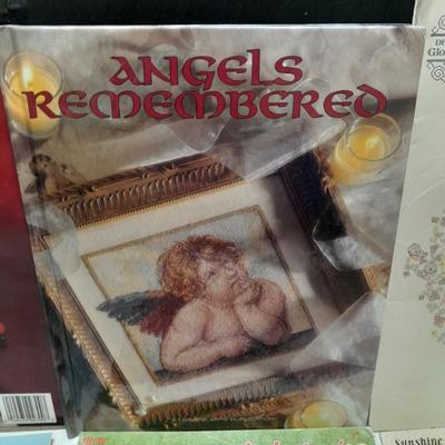 Variety of cross stitch / crafting books & pamphlets