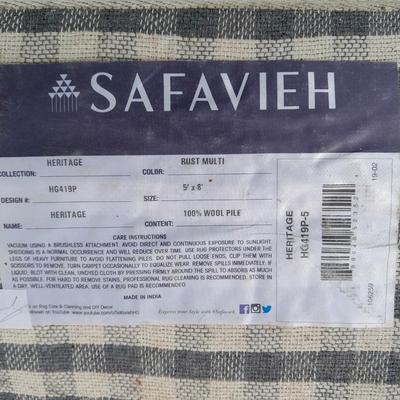 Safavieh Heritage Collection 100% wool Pile 5' X 8'A rea rug