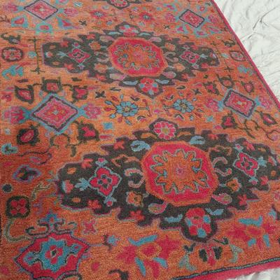 Safavieh Heritage Collection 100% wool Pile 5' X 8'A rea rug