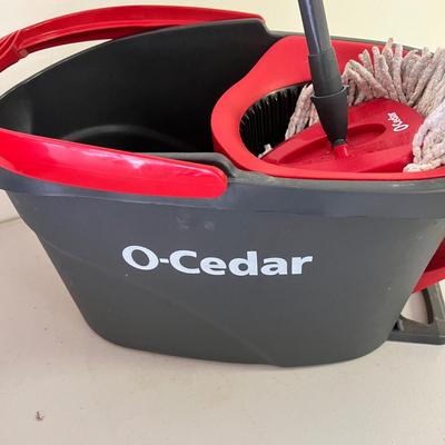 O’Cedar Buckets (G-MK)