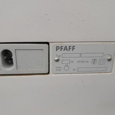 PFAFF Creative 7550 Germany made sewing machine with accessories (no power cord)