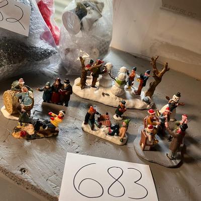 6 Piece Traditions Village Scene