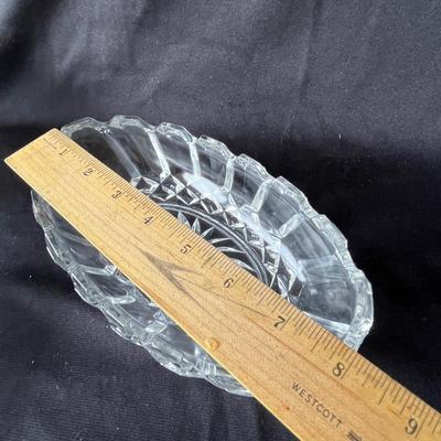 Lot 60 Lot of crystal glass