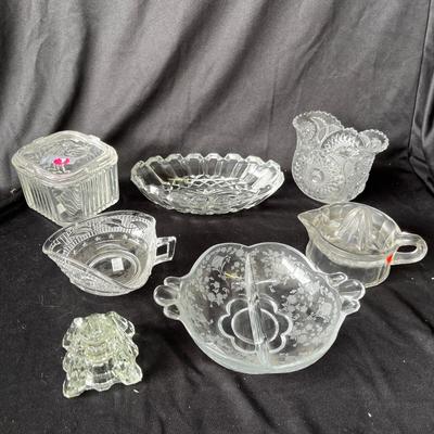 Lot 60 Lot of crystal glass